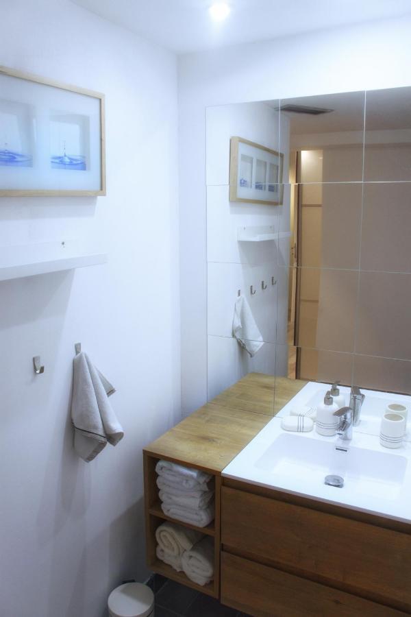 Apartment Anna - Free Pickup From Or Dropoff To Zagreb Airport At Any Time, Please Give Three Days Advance Notice - Long-Term Parking With Airport Transport Possibility Velika Gorica Exterior photo